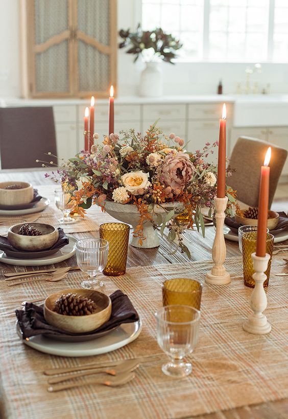 Thanksgiving tablescape ideas chic harvest