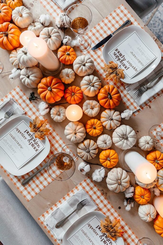 Thanksgiving tablescape ideas mini pumpkins