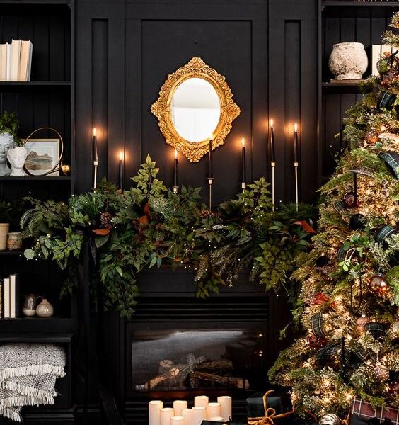 15 Genius Christmas Mantle Ideas to Transform Your Space