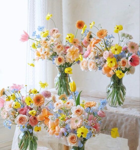 17 Perfect Easter Flower Arrangements to Liven Up Your Home