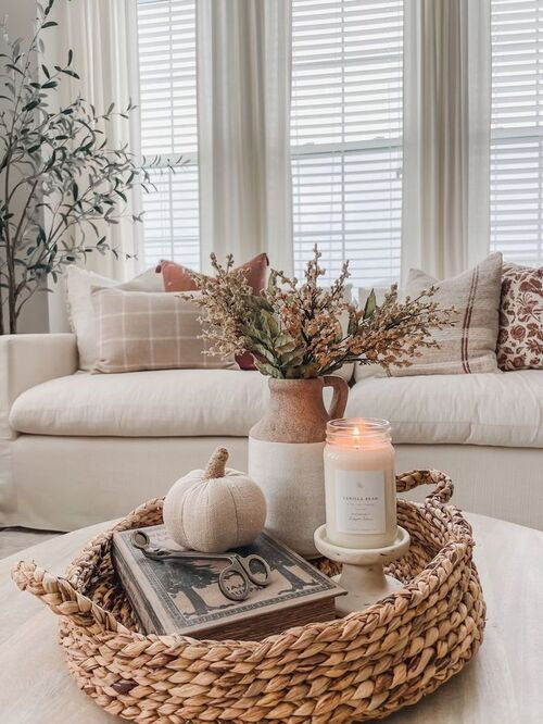 fall coffee table decor